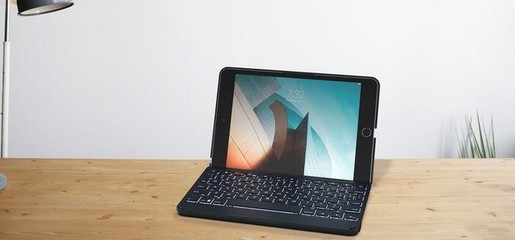这个配件让iPad Mini瞬间变小型笔记本电脑